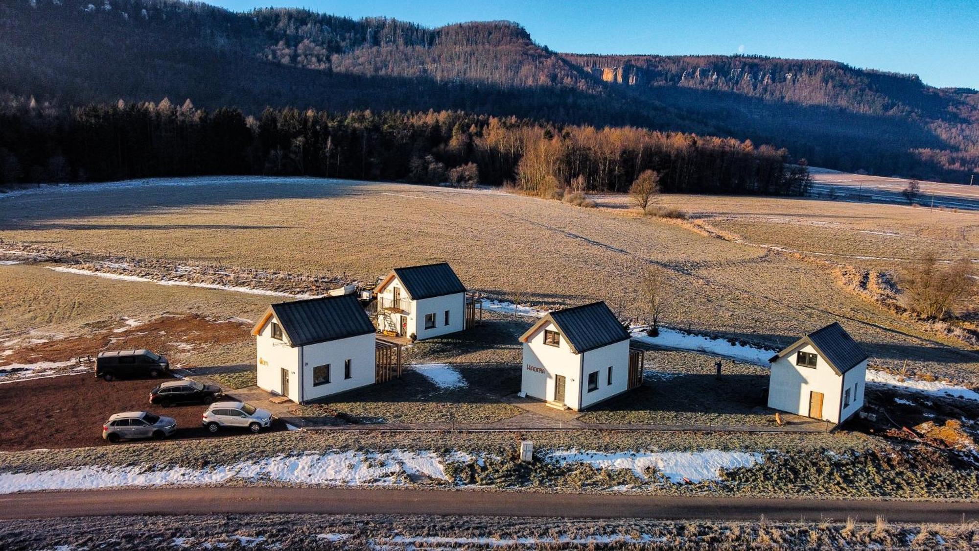 Wataha Pod Basztami - Alfa - Domki Caloroczne Radkow Exterior foto